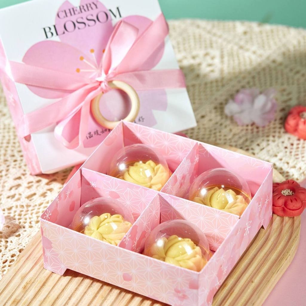 

Box Hampers/ Box Mooncake Sekat 4/ Box Cake Pink / Kotak Kue