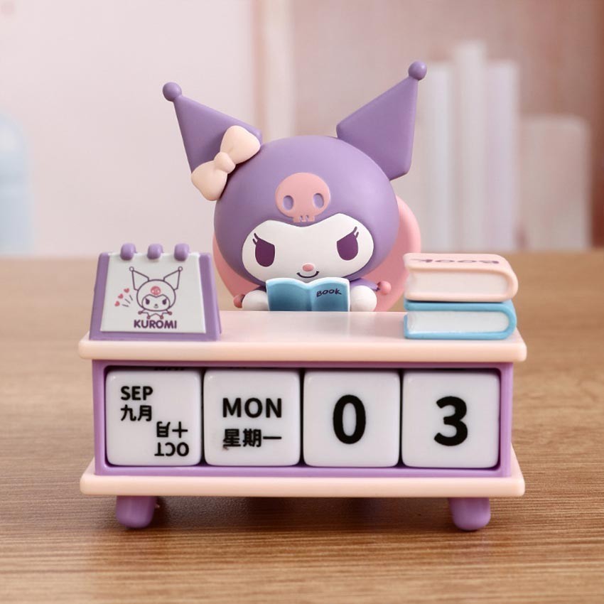 

WAGOMU - Karakter Sanrio Kuromi Kalender Desktop Ornamen Dekoratif Hadiah Lucu Figure Hiasan Koleksi