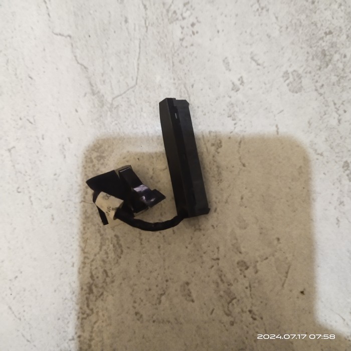 konektor hardisk Laptop Acer E1-421 Copotan