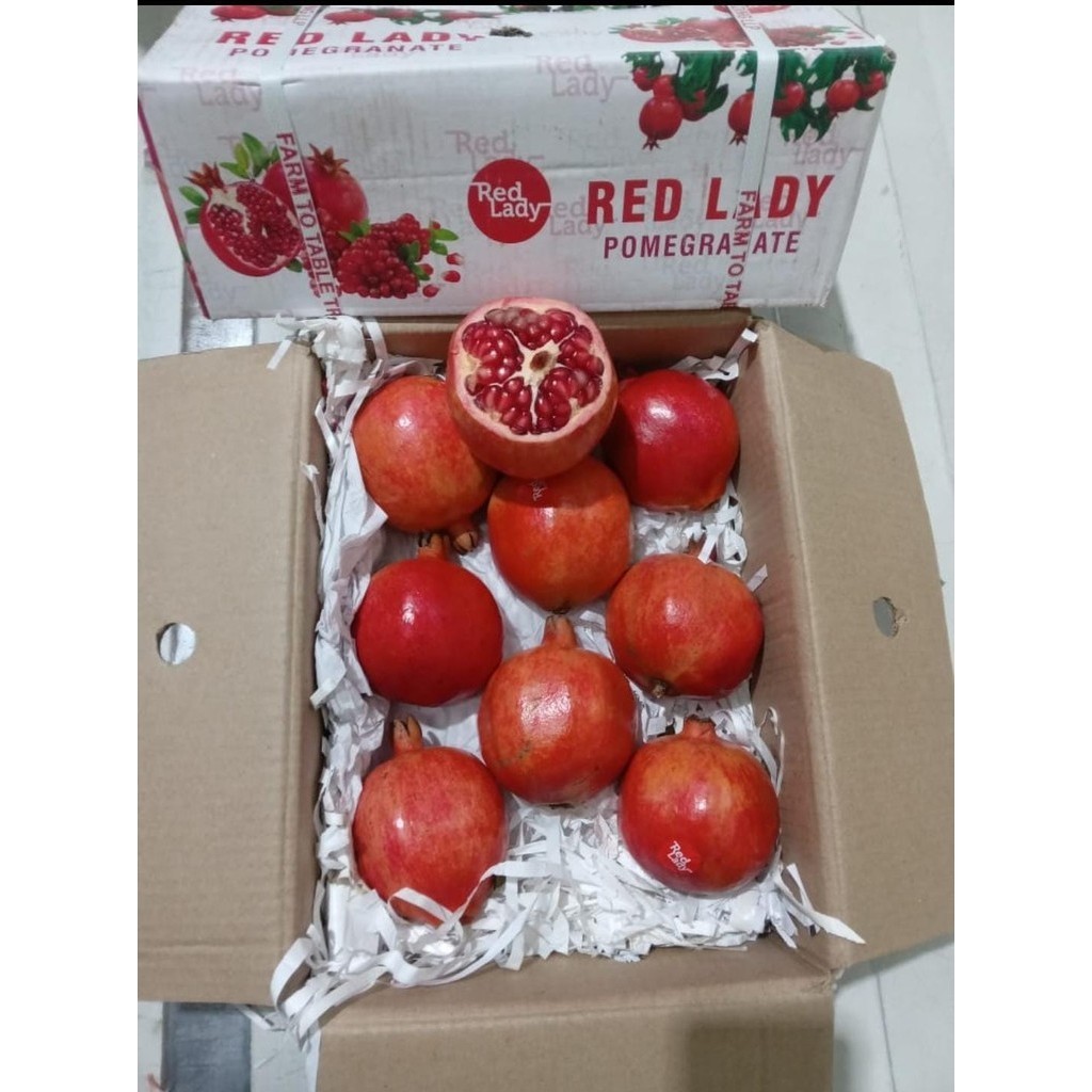

BUAH DELIMA MERAH IMPORT PER DUS / POMEGRANATE INDIA 8PCS