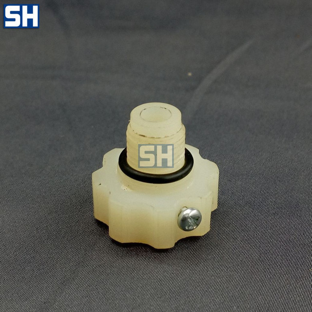 DBF-900 PLUG NYLON - BAUT NYLON