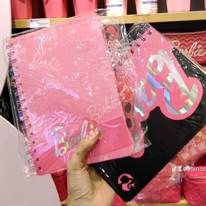 

MINISO Barbie Notebook Buku Tulis - Hitam