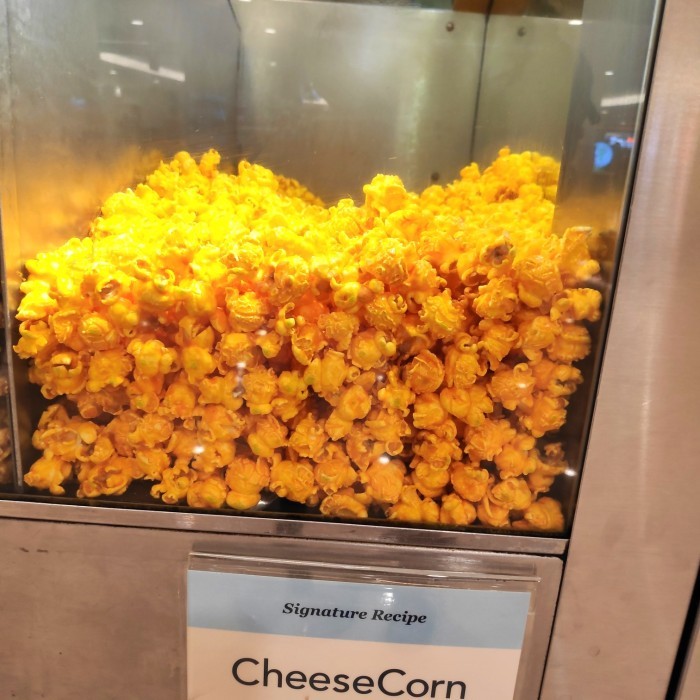 

Best- Garret Popcorn Caramel Size L - Cheese, M
