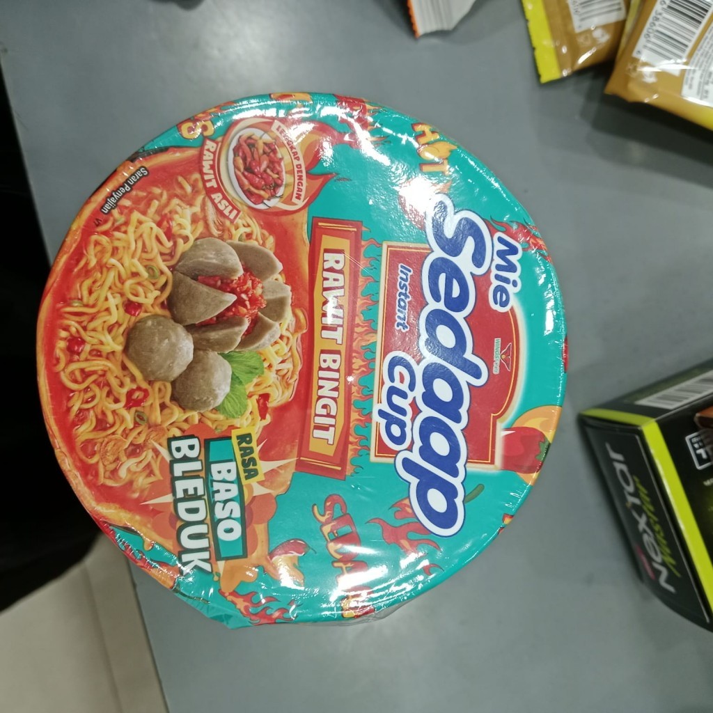 

Mie Sedaap Cup Rasa Baso Bleduk 77g