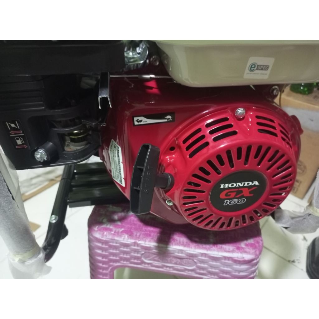 mesin penggerak Honda GX200 6,5  hp, Made  in Thailand,