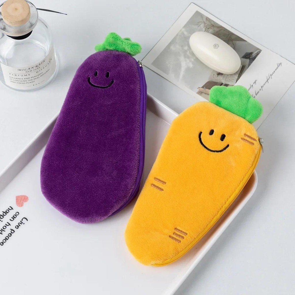 

1Pc Cute Cartoon Eggplant Carrot Plush Pencil Case Kids Portable Desktop Stationery Bag Coin Purse Kawaii Gift School Supplies