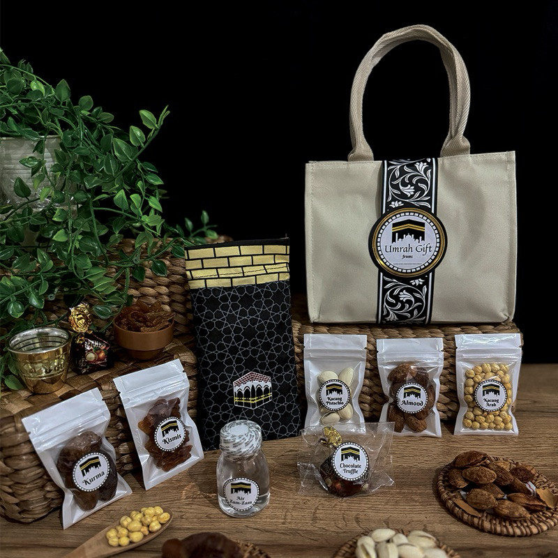 

New Oleh Oleh Umroh Premium Hampers Haji Unik Souvenir Arab Saudi Bingkisan Hajj Gift Tas Hitam PutihPremium