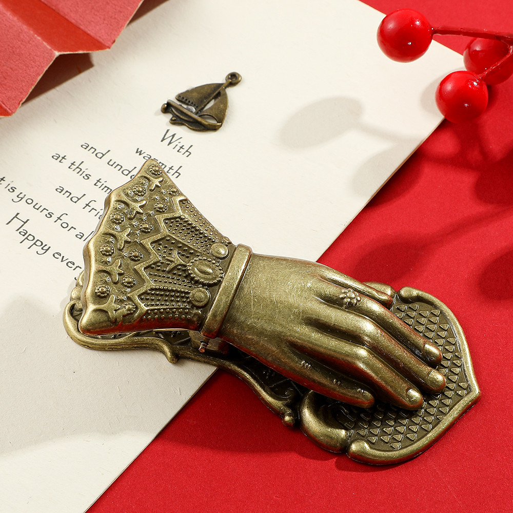 

1pc Noble Women's Handheld Vintage Hand Bookmark Holder for Girls, Men, Plated Sleeve Swing Clip, Office Supplies for Writers