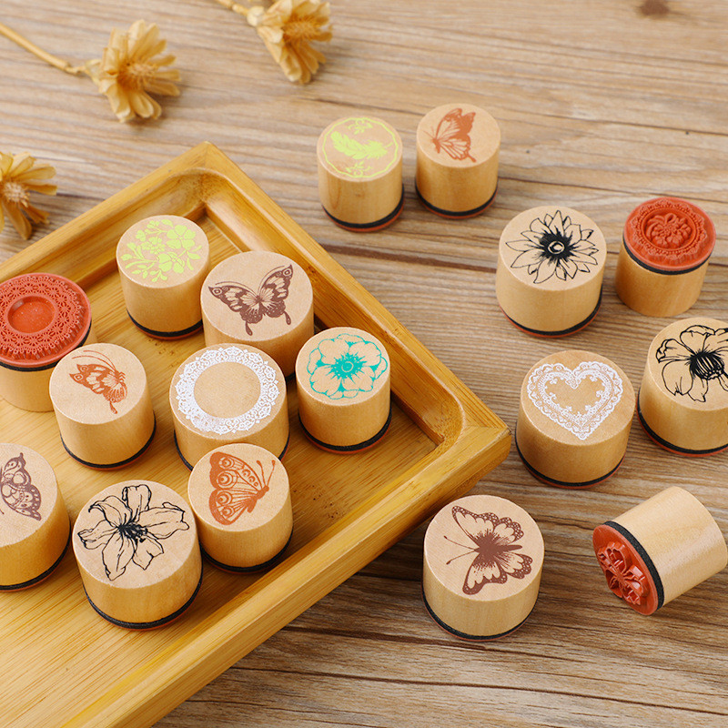 

Creative Wooden Cylindrical Stamp Set Petal Lace Butterfly Diary Album DIY Handbook Stamp 3 Options Wooden Assorted Stamp