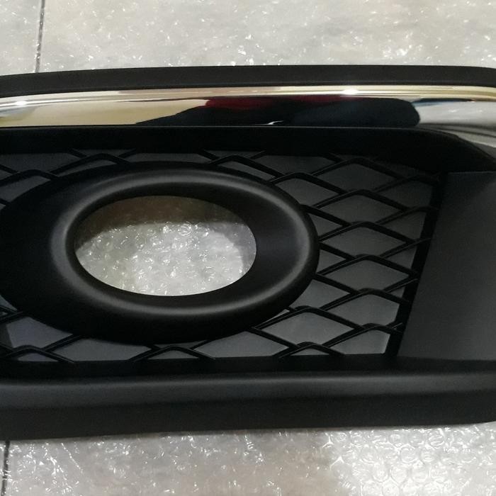 Cover Foglamp Mobilio Rs 2014 2015 2016 - kanan