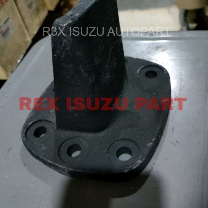 Hanger per extra Isuzu ELF NKR71 EURO 2