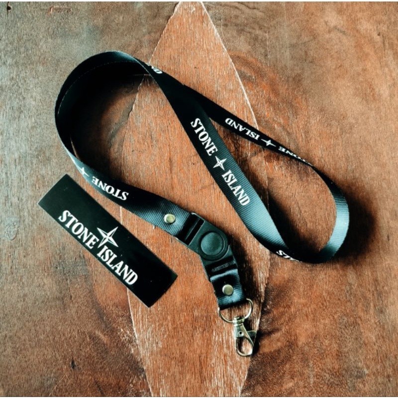 

LANYARD GANTUNGAN STONE ISLAND LANYARD PRIA WANITA