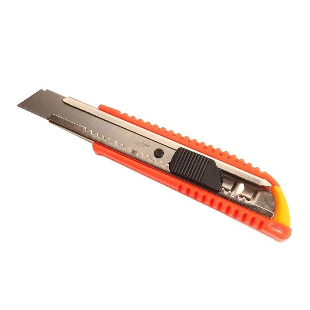 

PISAU CUTTER PISAU KUTER STEEL PEMOTONG KERTAS - Cutte serbaguna