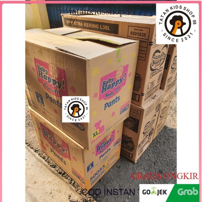 

Kardus Box Jumbo Besar Tebal Bekas Kondisi Mulus Packing Baju Pindahan