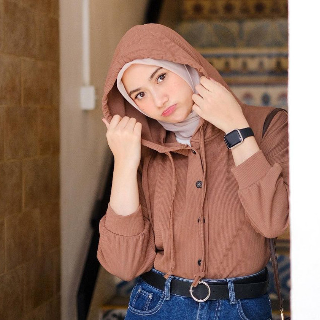 ALYA Hoodie With Buton Semi Crop Waffle Knit OOTD Kasual Hijab