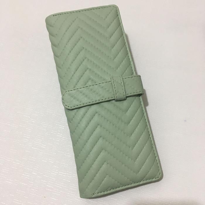 

Dompet Album Logam Mulia - Dompet Album Kartu LM Motif Salur - Hitam