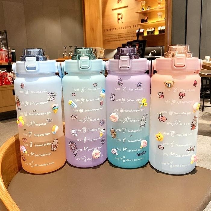 [New Collection] FLASH SALE Botol Viral Aurel Botol Air 2 Liter Tali bonus Dobel Stiker - WARNA HIJA