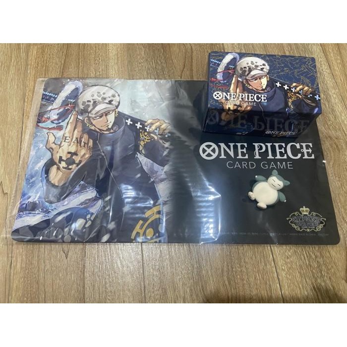 SALE TERBATAS One Piece TCG Law Playmat & Storage Championship Set