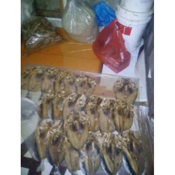 

Ikan Asin Jambal Roti Asli Pantai Pangandaran