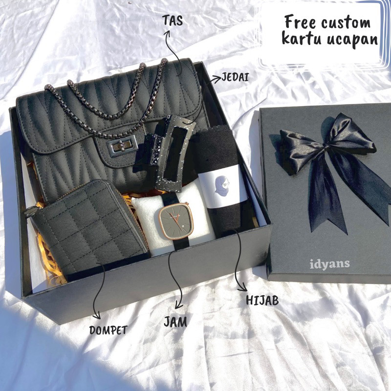 

HAMPERS PREMIUM TAS WANITA [KDW032] KADO PACAR VALENTINE GIFT