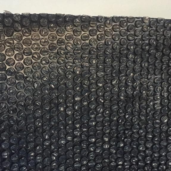 

PROMO!! - BUBBLE WRAP HITAM 50M X 125M - Hitam