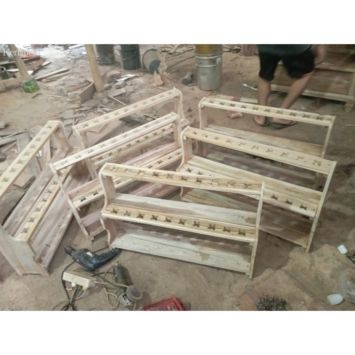 

jagrak keris isi 20 bhn jati mentah 150rb murah antik