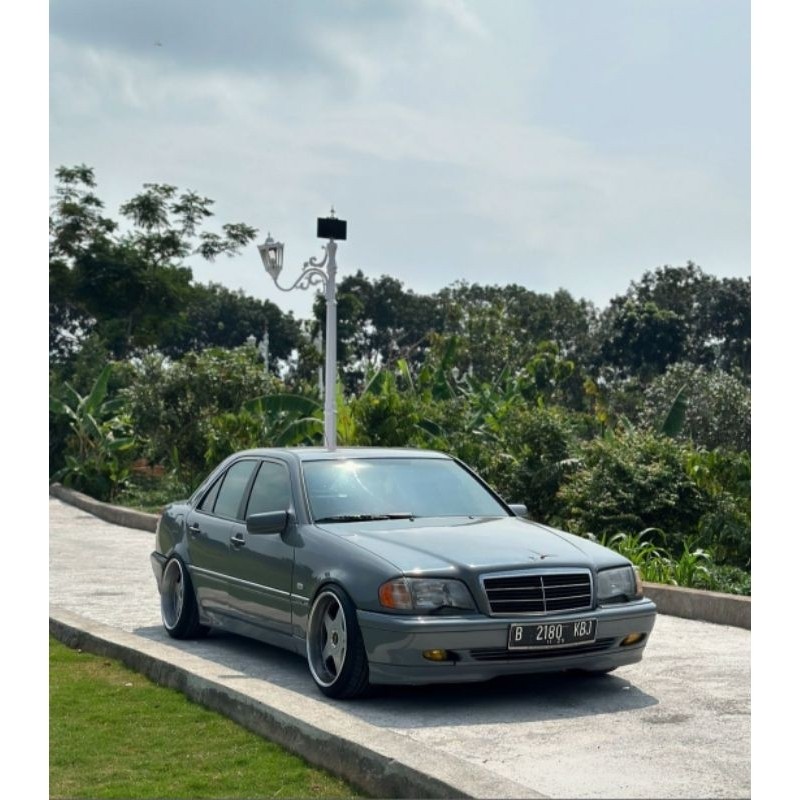 bemper bumper Mercedesbenz mercy merci W202 Facelift C180 C200 C220