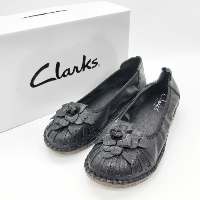 PROMO - SEPATU CLARKS WANITA BUNGA CODE 875 - Hitam, 36