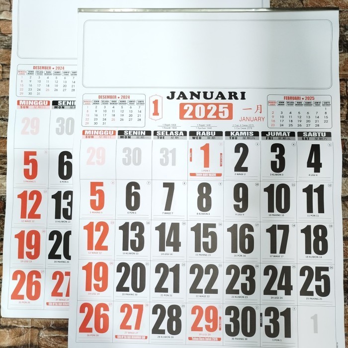 

KALENDER ( DINDING ) KERJA JUMBO UKURAN 50 CM × 64 CM TAHUN 2025 M