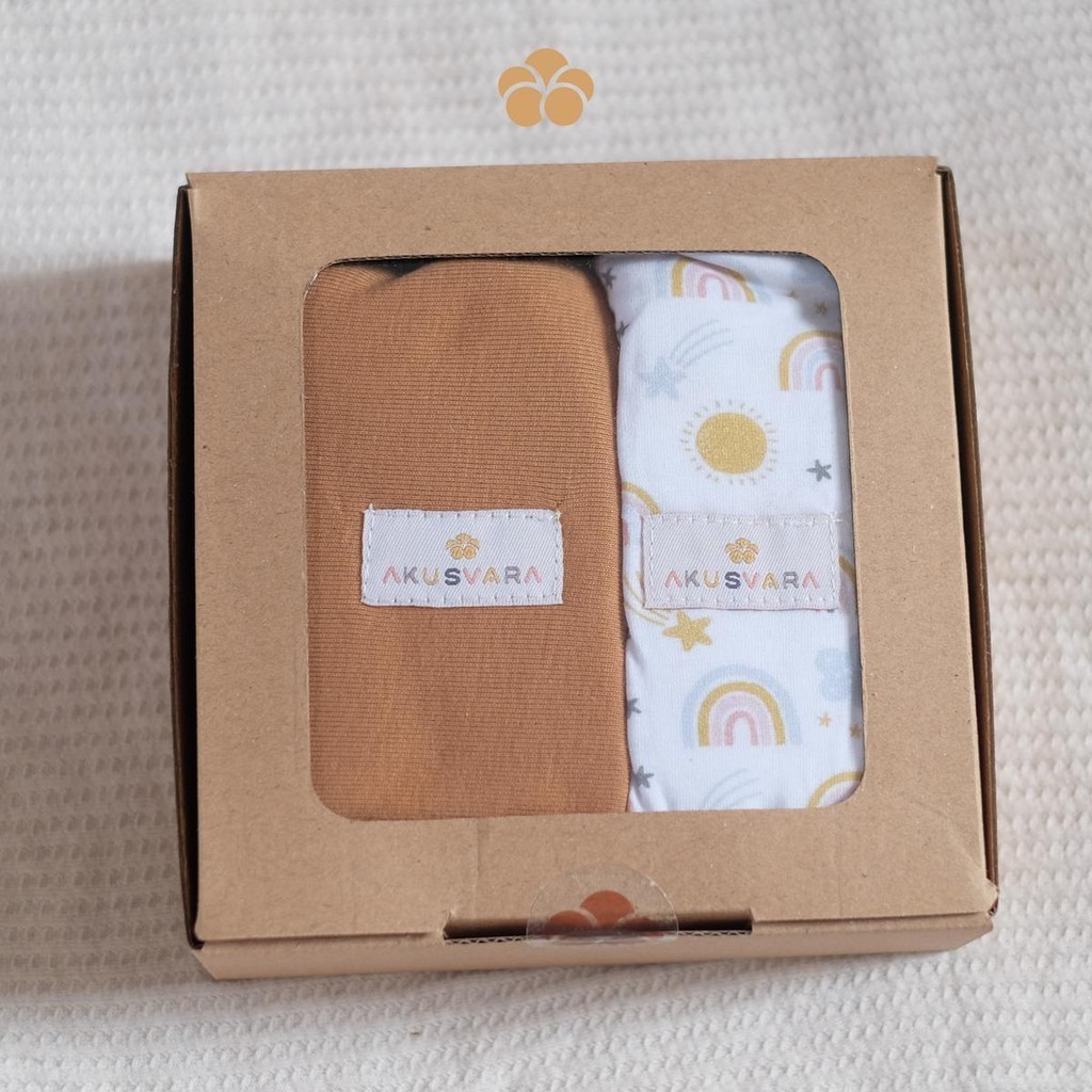 AKUSVARA - Over the Rainbow Classic Swaddle, Bedong Bayi Multifungsi