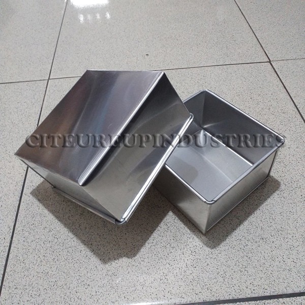 Loyang Kotak 10x10x7 CM / Loyang Bolu / Loyang Roti  ( Bergaransi )