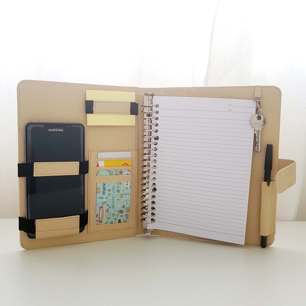 

Flashee Buku Binder Krem Eksklusif Ukuran A5 Ada 7 Slot Multifungsi Binder Warna Krem Antimaistream Berkualitas