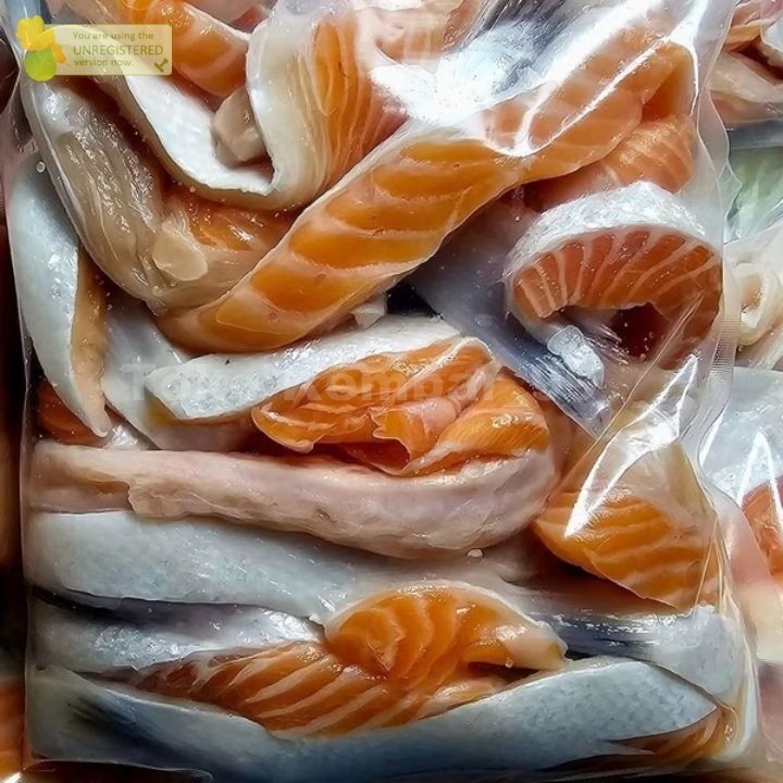 

Ikan Salmon Segar 1Kg Tetelan Salmon Sashimi