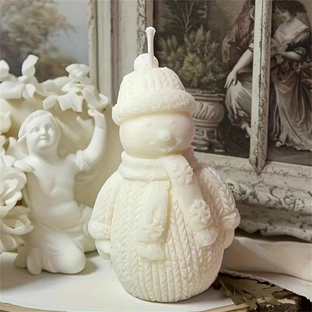 

3D Snowman Silicone Candle Mold Scarf Snowman Crafts Resin Scented Candle Plaster Making Mold DIY Home Decor Gift