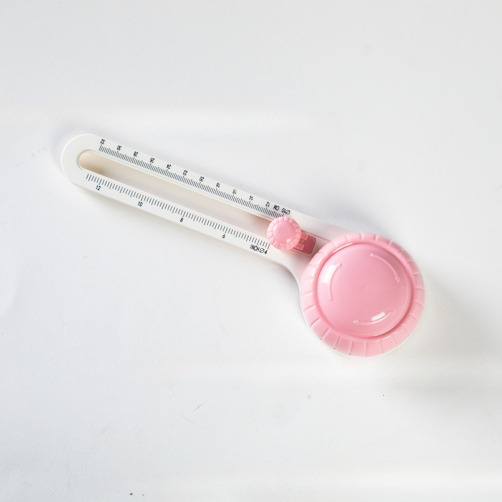 

Round cutter DIY handmade hand account round paper cutter 360 ° rotating round cutter compass knife round cutter paper cutter