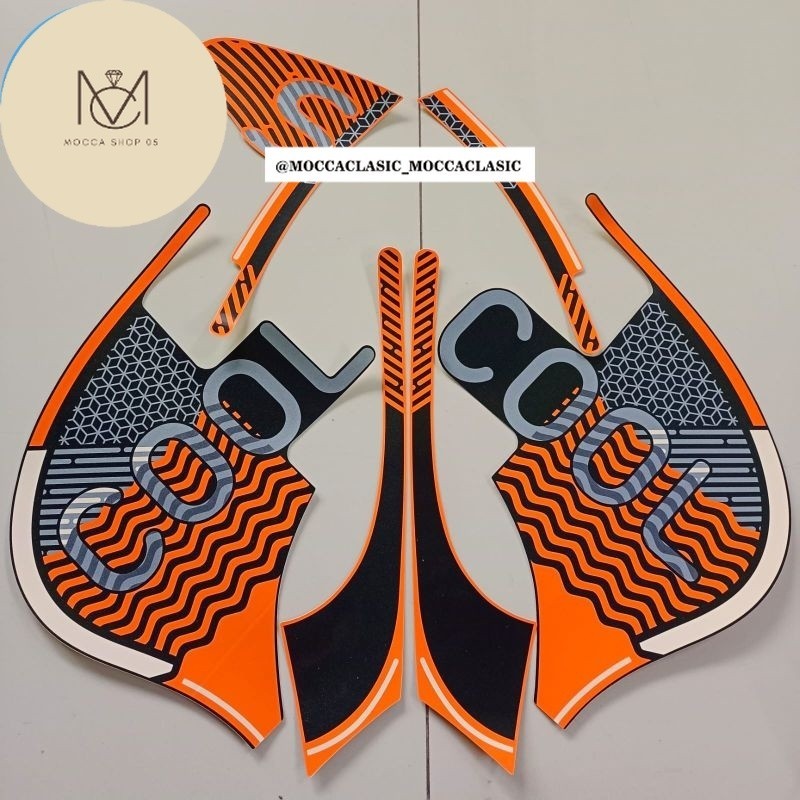 stiker Striping stiker motor motor honda Scoopy 2021 2022 sporty fashion hitam oren list body standa