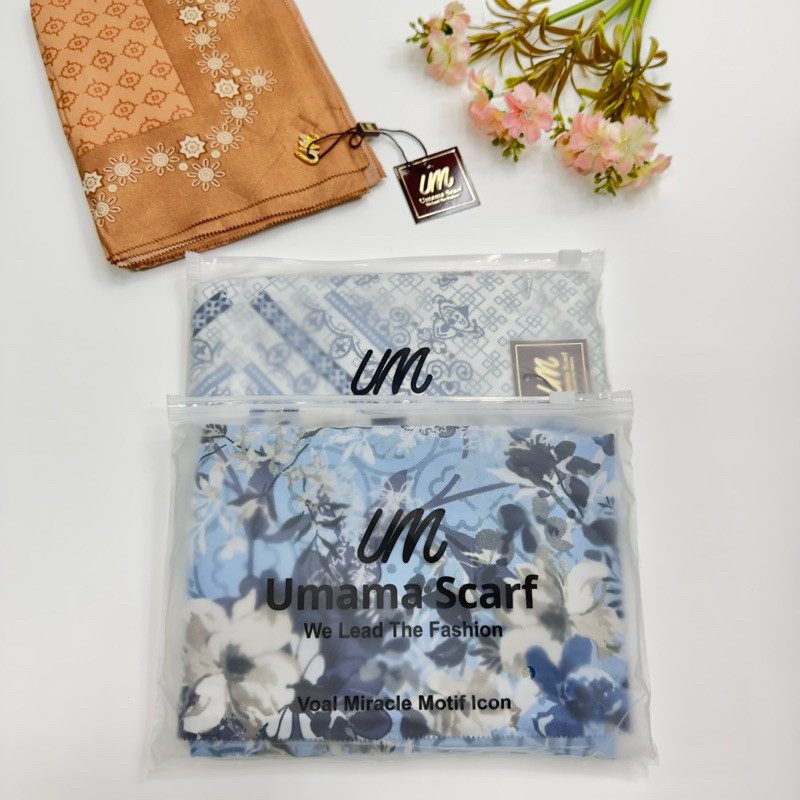 3 PCS Segiempat Motif UMAMA Scraf | Jilbab Motif UMAMA Metal Logo Free Pouch