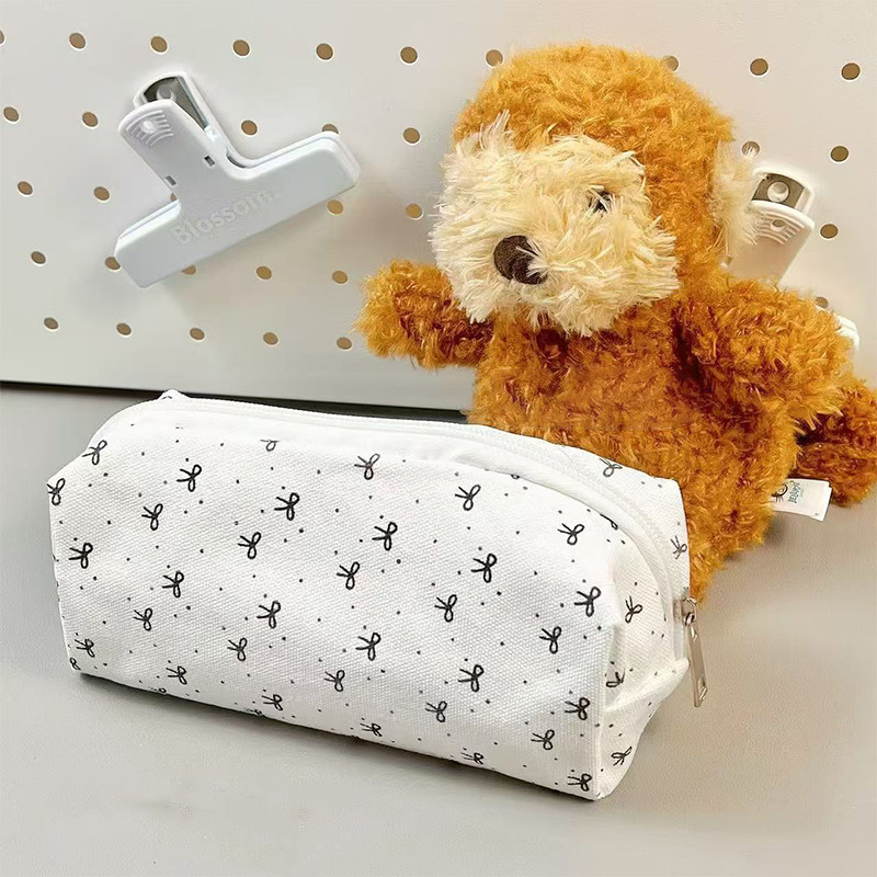 

1pc Simple Bow Pencil Case Student Fashion Sweet Pencil Pouch Portable Large Capacity Stationery Bag Cartoon Cute Pen Bag Gifts