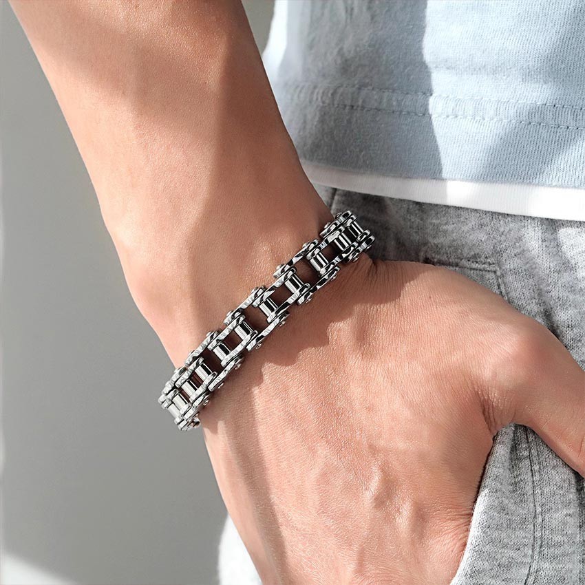 BEST SELLER Bracelet Gelang Tangan Titanium Pria Anti Karat / Gelang Rantai Motor Silver / Chain