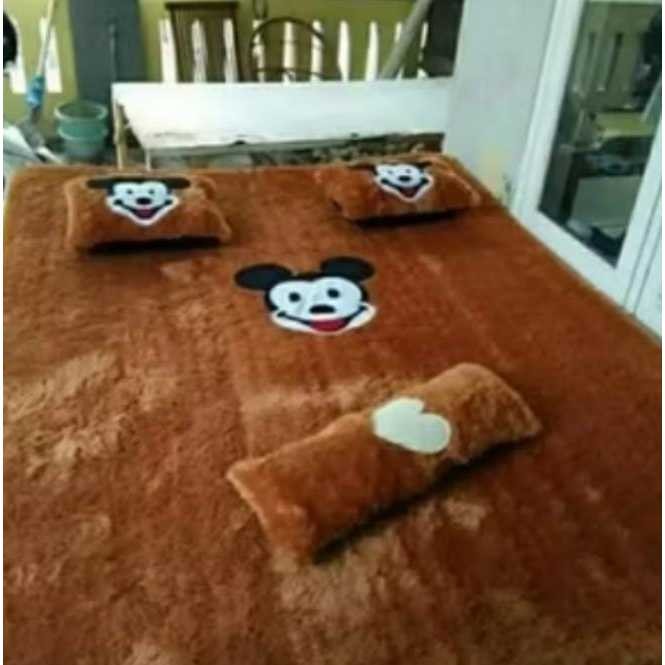 Kasur Bulu Surpet Tebal uk 180x140cm BONUS 2 BANTAL 1 GULING motif polos
