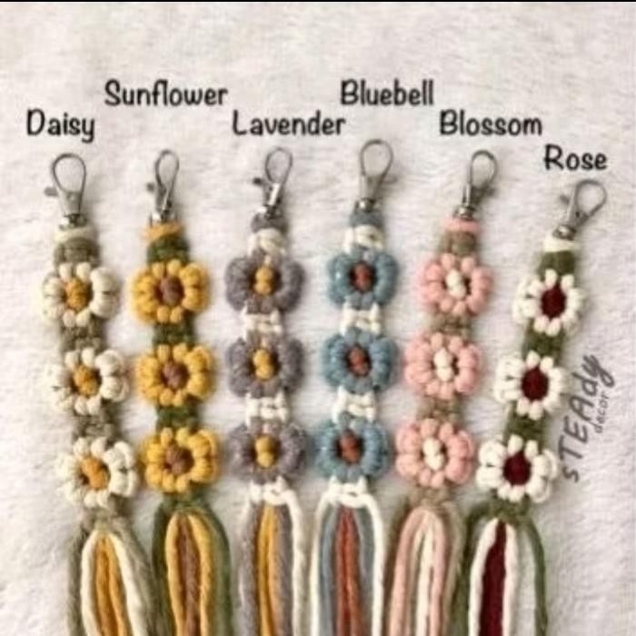 

Promo FLOWER LANYARD | Tali ID card macramr gantungan HP name tag - Daisy