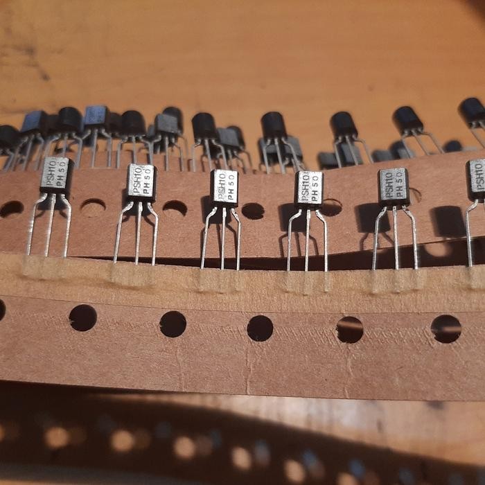 Part Transistor MPSH10 MPSH 10 for RF VHF UHF SSB BITX SPECTRA FM oscillator Philips NOS