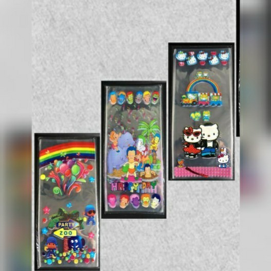 

Plastik Ultah Motif Gambar ukuran size 20 X 45 Tebal + pita kawat