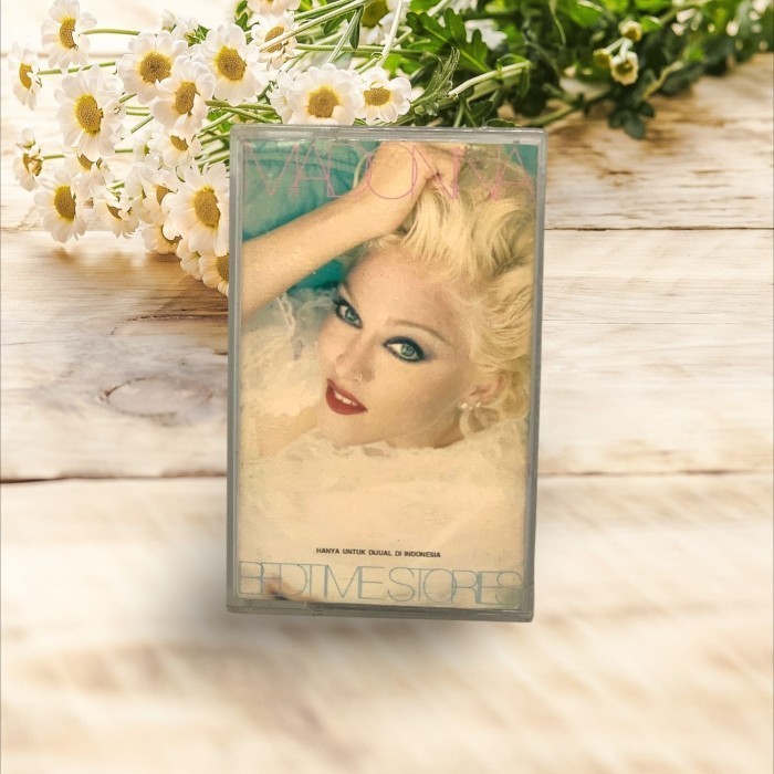 Kaset Pita Madonna - Bed Time Stories