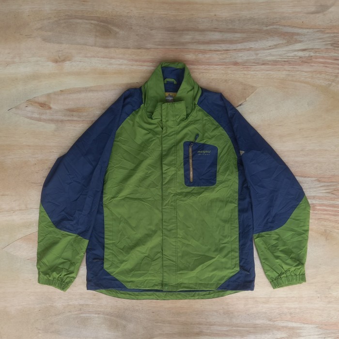 jaket outdoor gunung Magnus warna hijau biru size 105 / L