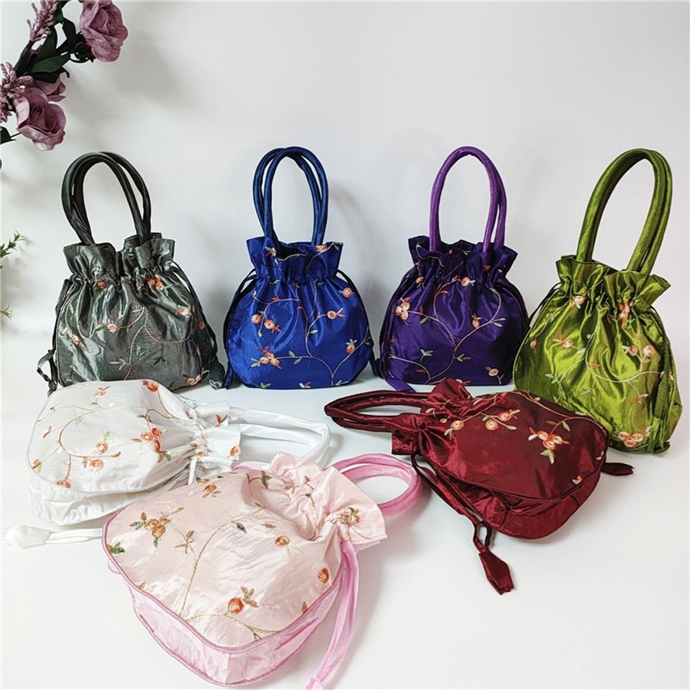 

Retro Embroidery Silk Drawstring Handbags Women Purse Wallets Jewerly Packing Storage Bucket Bag Hanfu Accessories