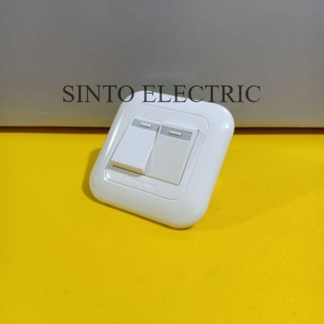 PANASONIC Saklar 2 Gang 1 Way