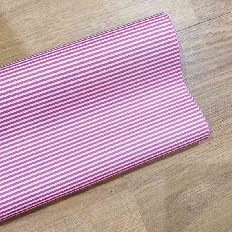

Kertas kado garis pink