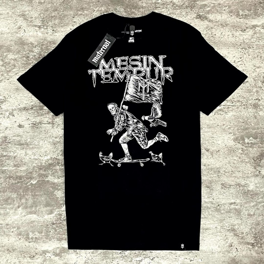 kaos mesin tempur x maternal / kaos mtrnl / kaos band mesin tempur / kaos band distro  bahan cotton 
