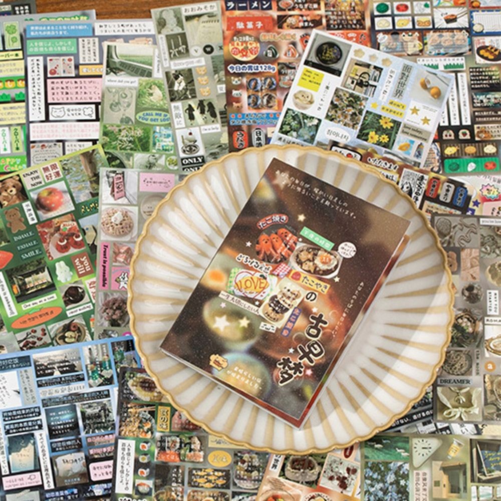 

30pcs/Set Die Cut Showa Scrapbook Decorative Stickers Ancient Dream Photo Frame Album Decor Laptop Photocard Sticker Book